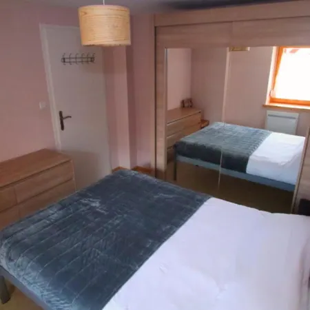 Les Bouchaux, Apartment *